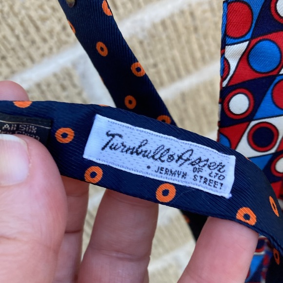 Turnbull & Asser lot of three wild bow ties. - Picture 5 of 5